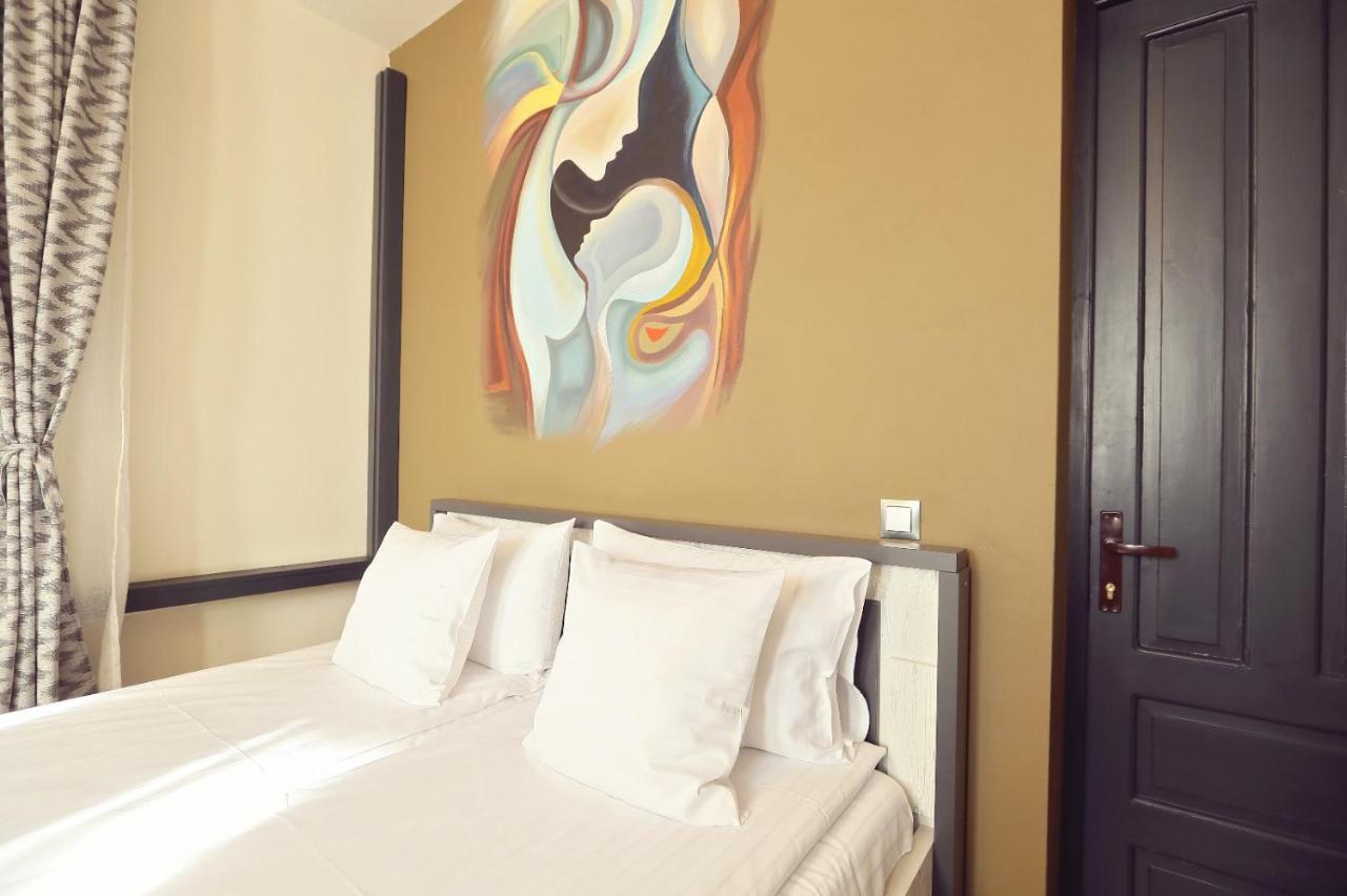 Dezire Guesthouse 바일레 우누 마이 외부 사진
