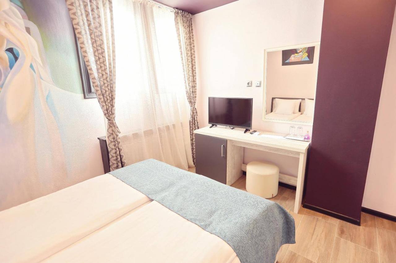 Dezire Guesthouse 바일레 우누 마이 외부 사진